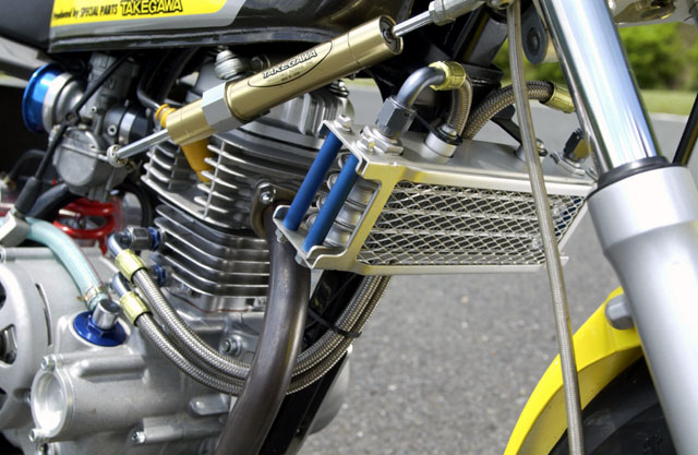 バイクのエンジンオイルを冷却するオイルクーラー | 4ミニ.net