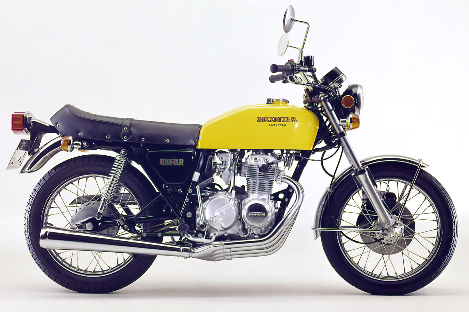 ホンダ ドリームCB400FOUR（1974年）｜400cc4気筒エンジン搭載の先駆け的モデル | 4ミニ.net